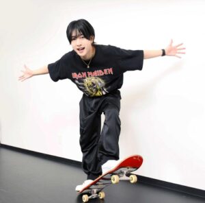 中村嶺亜　家族構成