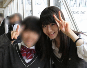 山崎怜奈　家族構成