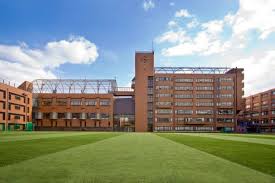 ゆうちゃみ　家族構成