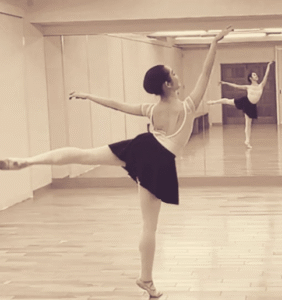 山下桐里 家族構成